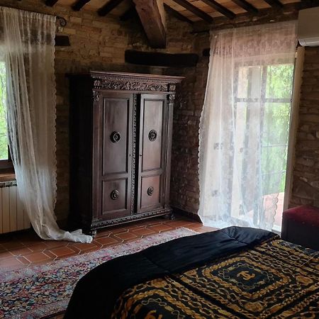 Hotel Convento Di San Martino In Crocicchio Urbino Pokój zdjęcie
